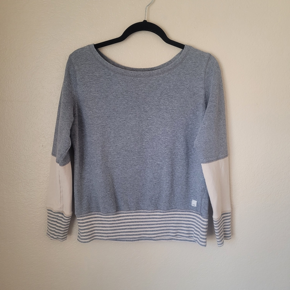 Vuori Sweatshirt Size Small